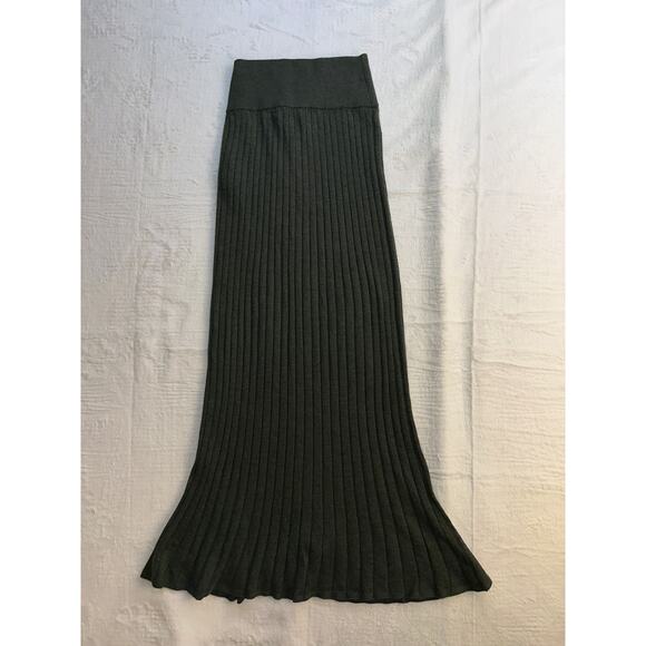 Lisa Yang Katie Skirt Side Button Long Tulip Hem Ribbed Cashmere Moss Size 1 S/M - Picture 9 of 16